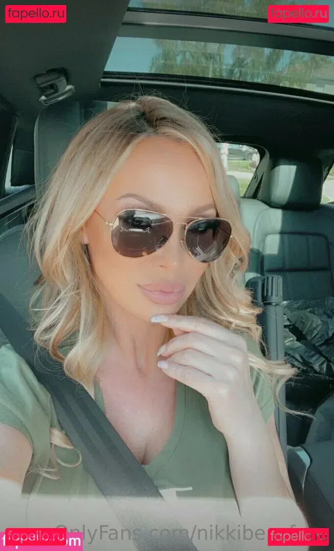 nikkibenz Onlyfans Photo Gallery 