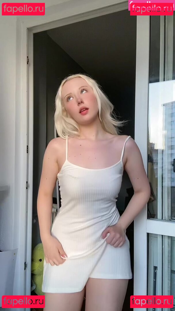 Anna / stassialovee / stassianova Onlyfans Photo Gallery 