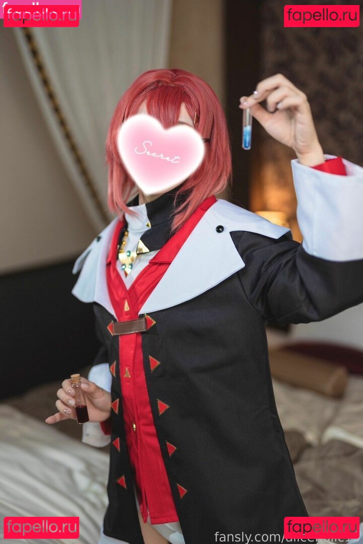 Aliceholic13 / ??????? Nude Onlyfans Photo 35