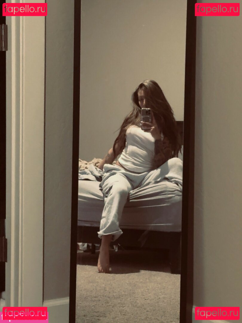 Theegoldenrose / aamariee._ Onlyfans Photo Gallery 