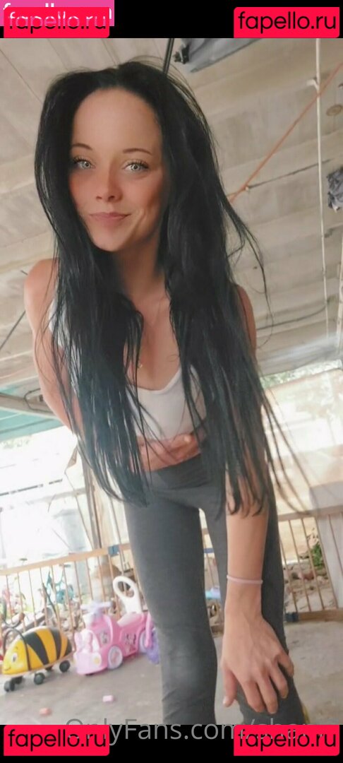 land_down_under_gal Nude Onlyfans Photo 49