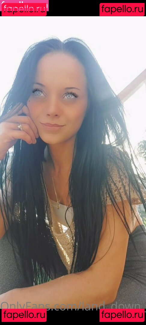 land_down_under_gal Nude Onlyfans Photo 30