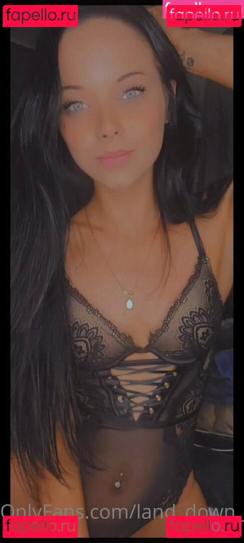 land_down_under_gal Nude Onlyfans Photo 12