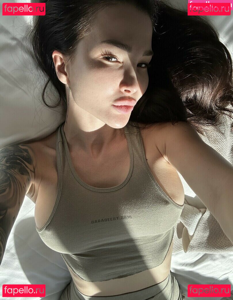 Inlovelyy / Kari / Mykari / Mykari_free / Mykari_private / YourKari / karidyrachyo Nude Onlyfans Photo 22