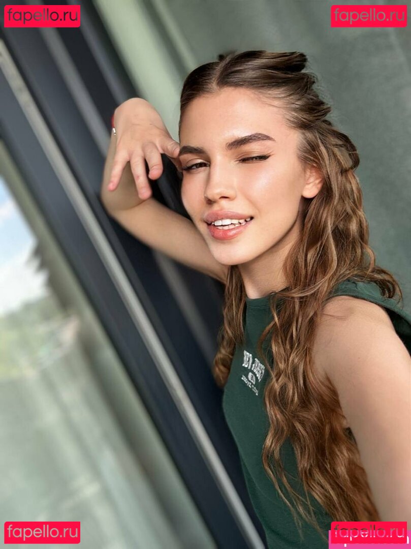 chloe_barbie / chloebarbie_ Onlyfans Photo Gallery 