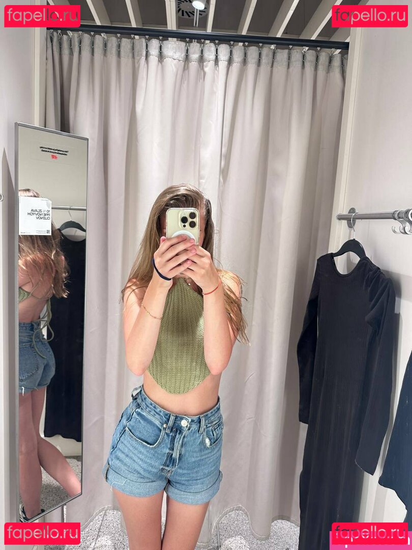 chloe_barbie / chloebarbie_ Onlyfans Photo Gallery 