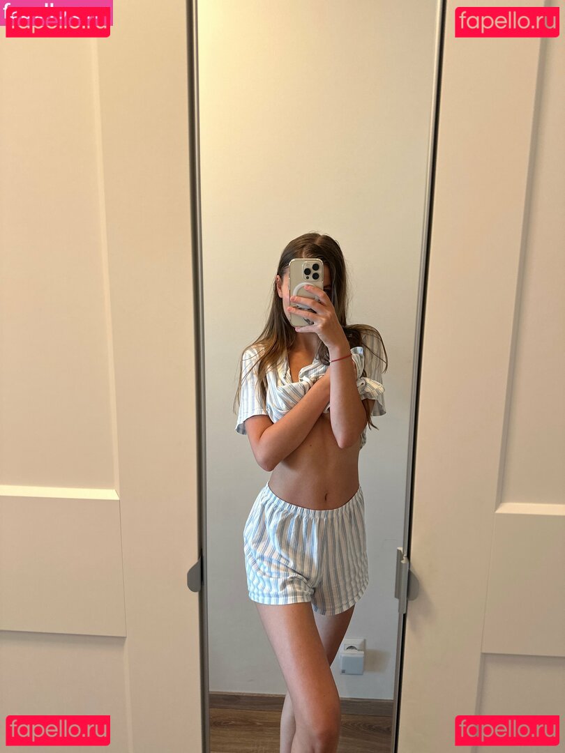 chloe_barbie / chloebarbie_ Onlyfans Photo Gallery 