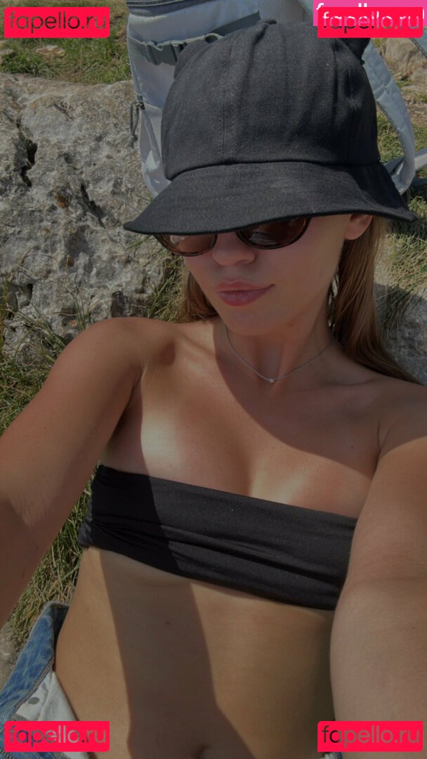 chloe_barbie / chloebarbie_ Onlyfans Photo Gallery 