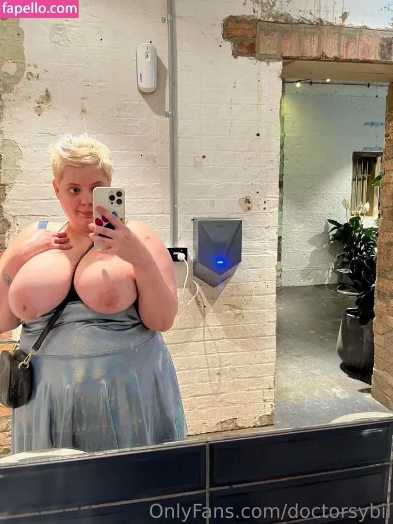 doctorsybil Onlyfans Photo Gallery 