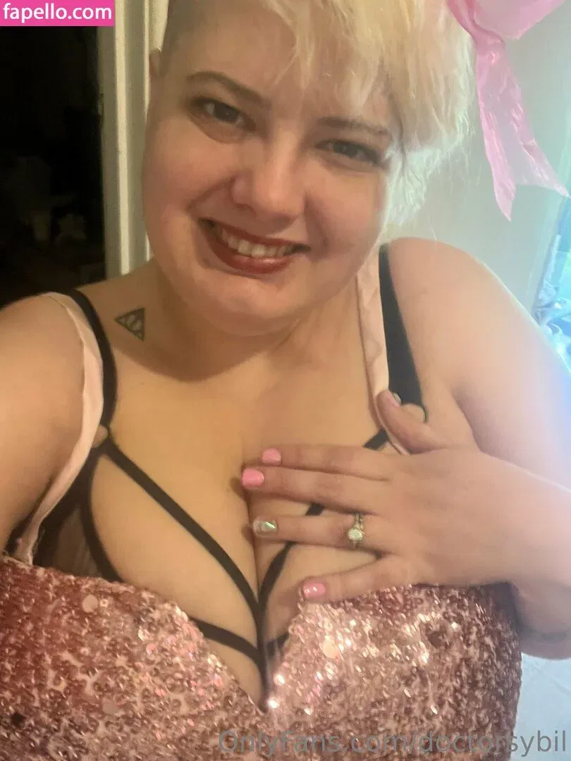 doctorsybil Onlyfans Photo Gallery 