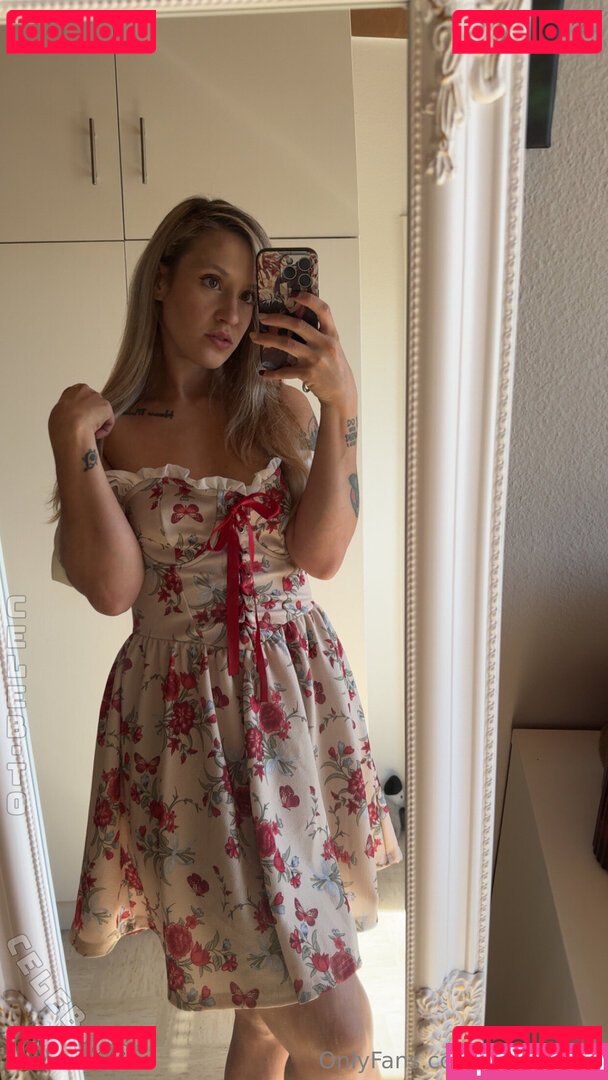 isabell.lovee / isabelllove Nude Onlyfans Photo 24