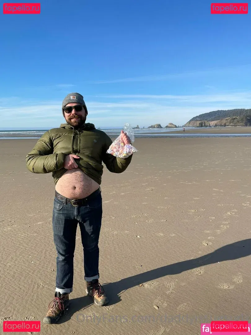 daddyissuespdx Onlyfans Photo Gallery 