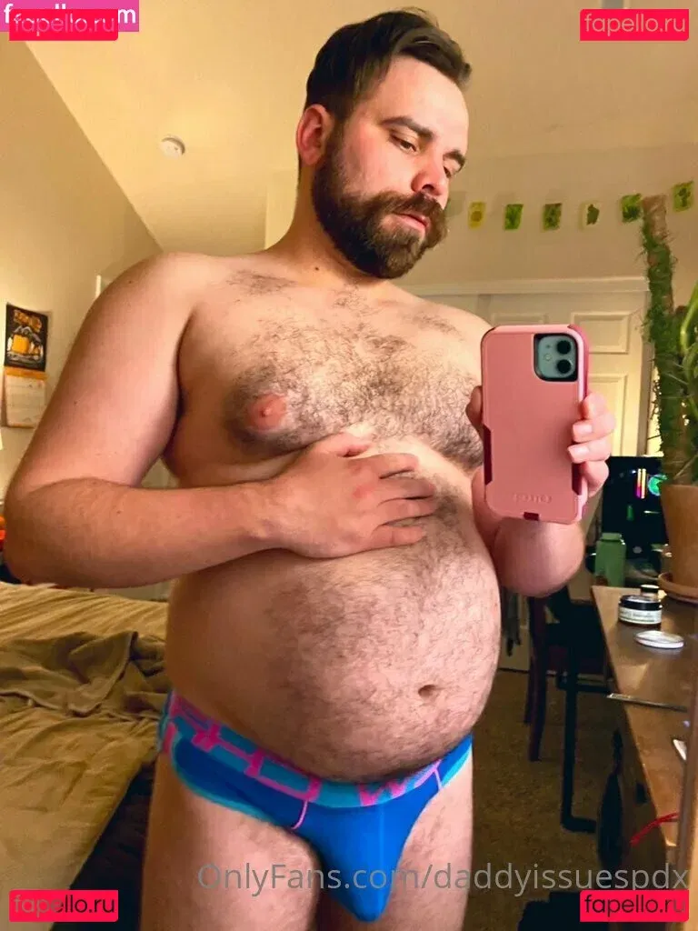 daddyissuespdx Onlyfans Photo Gallery 