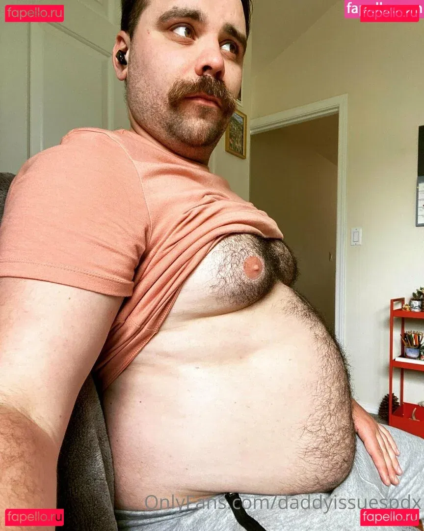 daddyissuespdx Onlyfans Photo Gallery 