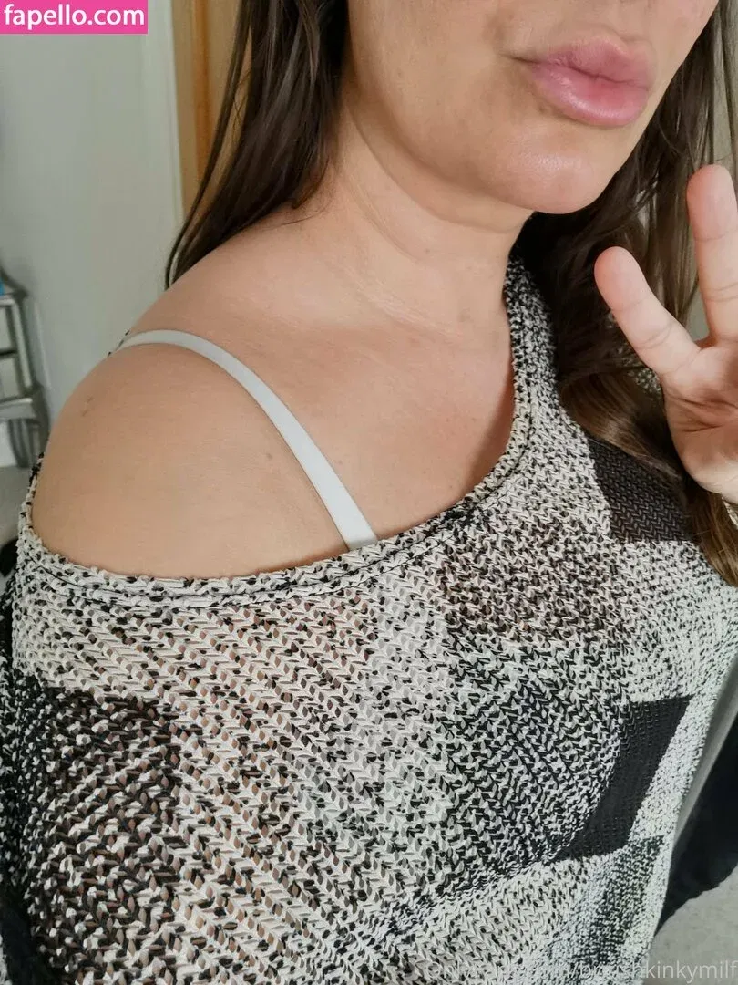 kinkybritishgoddess Onlyfans Photo Gallery 