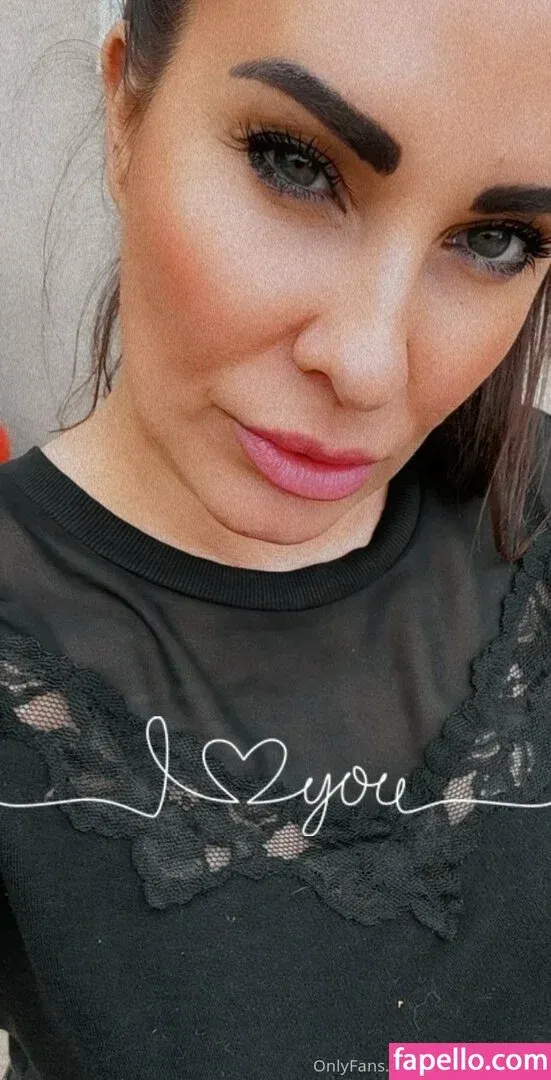 kinkybritishgoddess Onlyfans Photo Gallery 