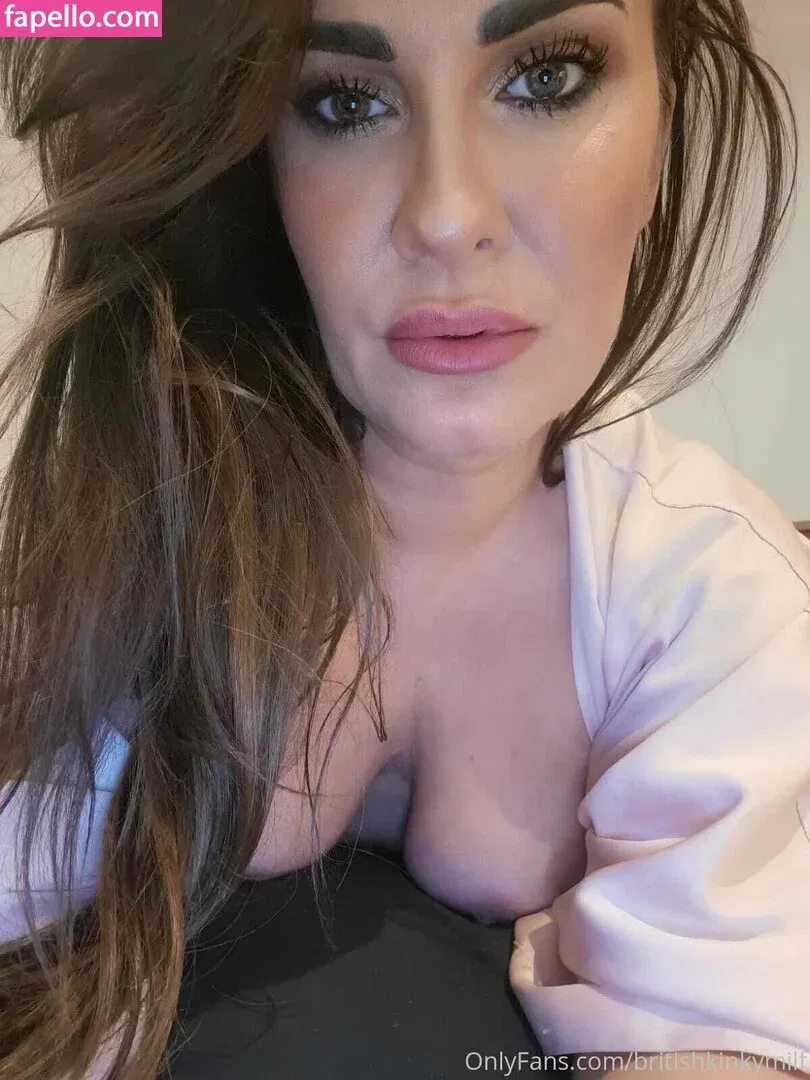 kinkybritishgoddess Onlyfans Photo Gallery 