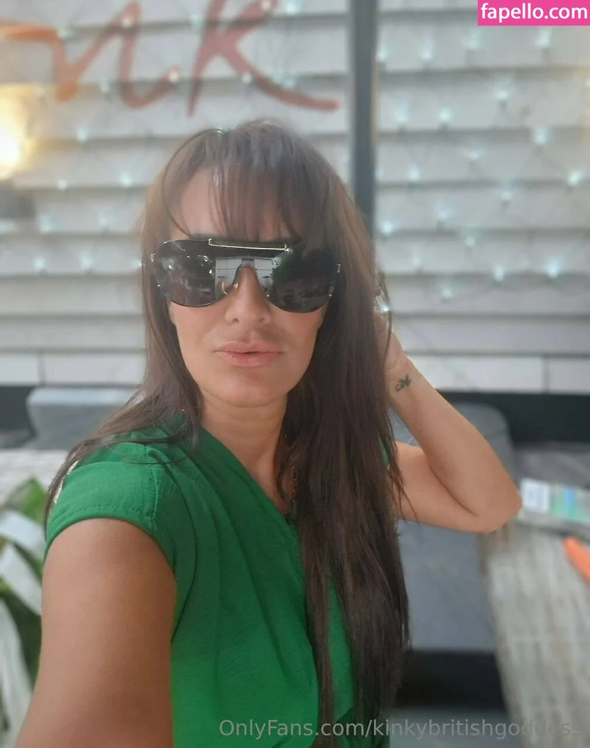 kinkybritishgoddess Onlyfans Photo Gallery 