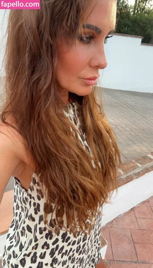 kinkybritishgoddess Onlyfans Photo Gallery 