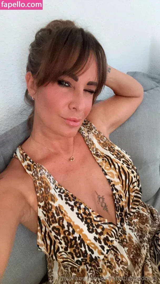 kinkybritishgoddess Onlyfans Photo Gallery 