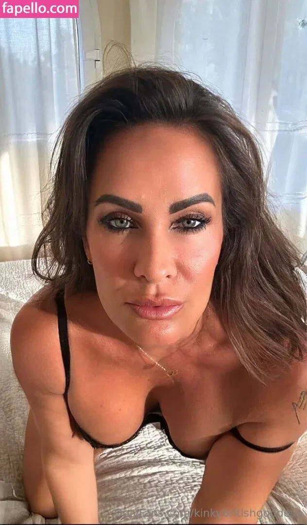 kinkybritishgoddess Onlyfans Photo Gallery 