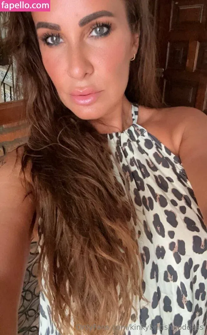 kinkybritishgoddess Onlyfans Photo Gallery 