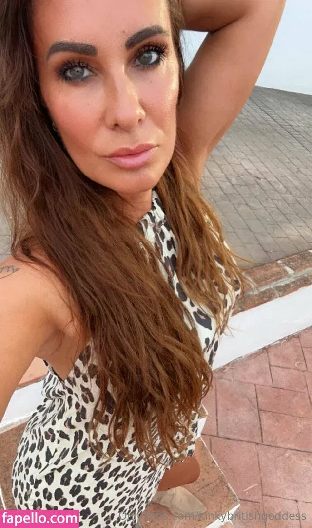 kinkybritishgoddess Onlyfans Photo Gallery 
