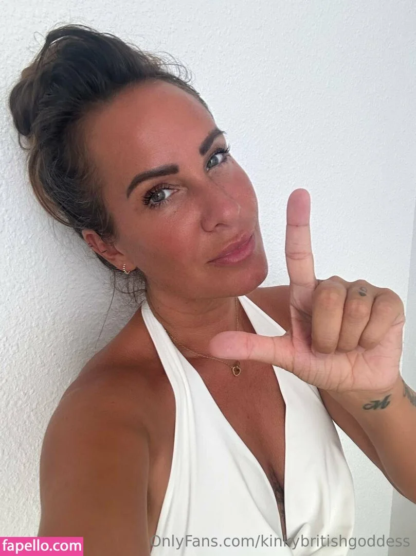 kinkybritishgoddess Onlyfans Photo Gallery 