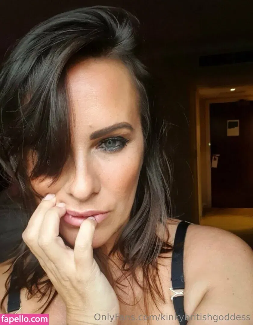 kinkybritishgoddess Onlyfans Photo Gallery 