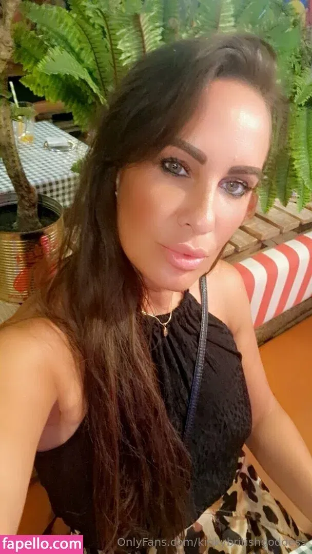 kinkybritishgoddess Onlyfans Photo Gallery 