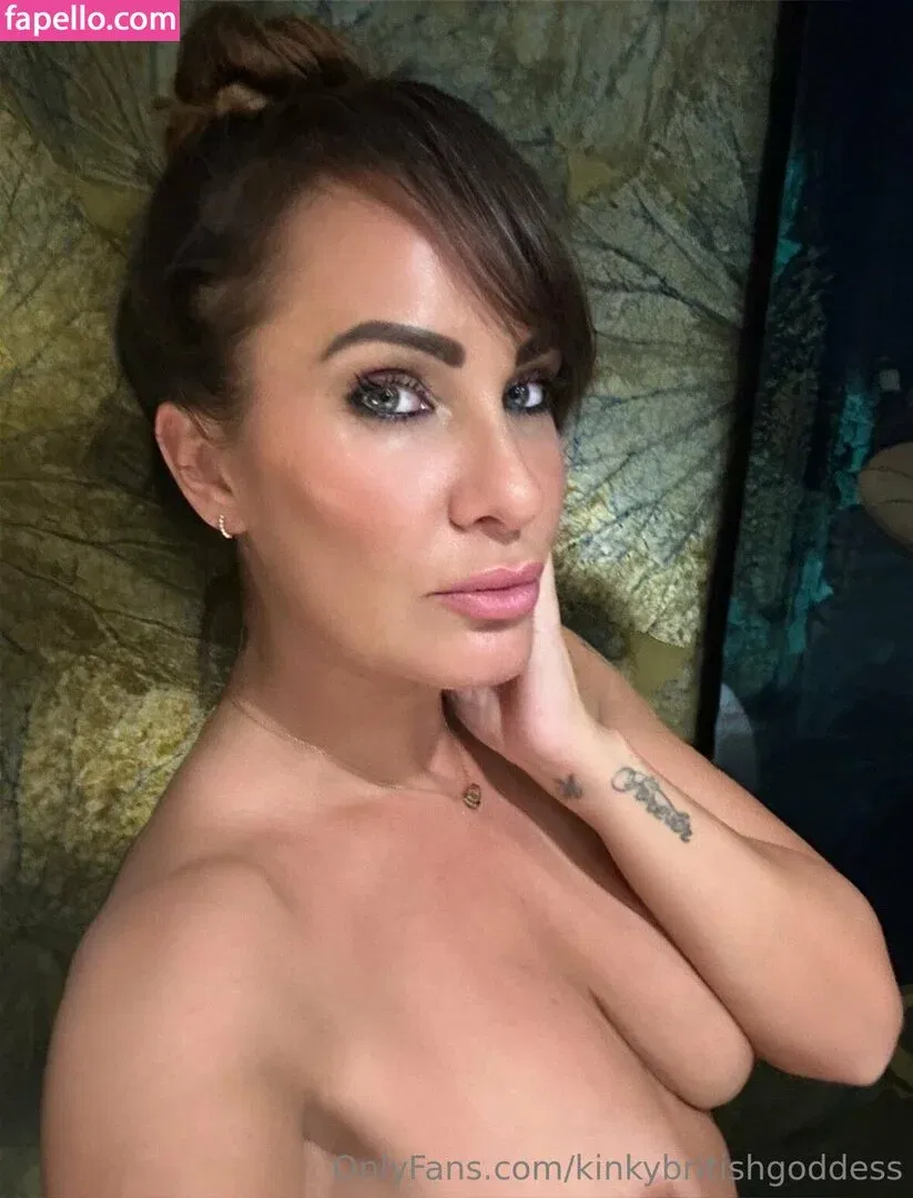 kinkybritishgoddess Onlyfans Photo Gallery 