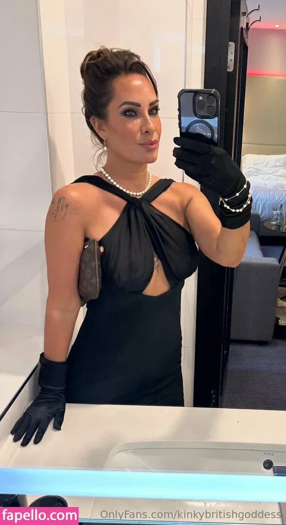 kinkybritishgoddess Onlyfans Photo Gallery 