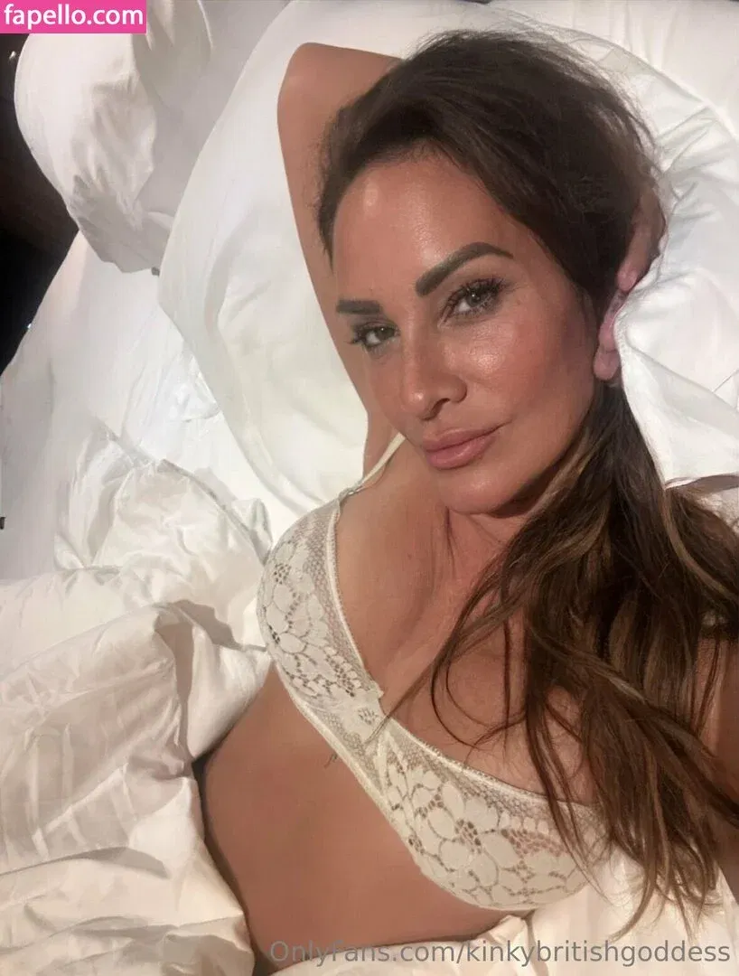 kinkybritishgoddess Onlyfans Photo Gallery 