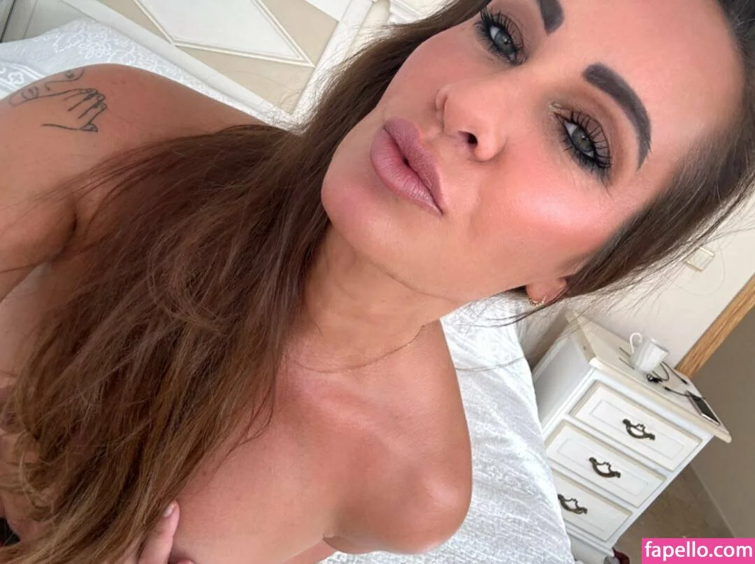 kinkybritishgoddess Onlyfans Photo Gallery 