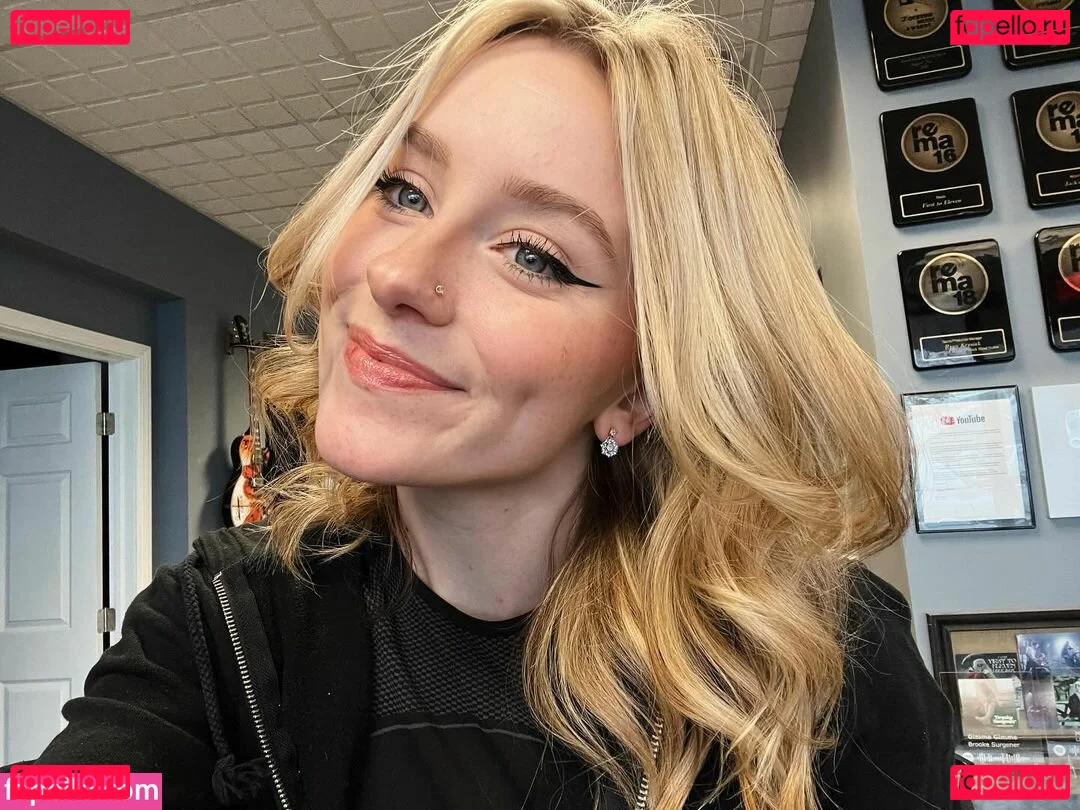 Audra Miller Onlyfans Photo Gallery 