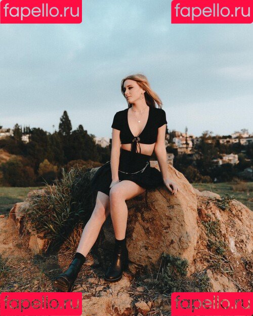 Audra Miller Onlyfans Photo Gallery 