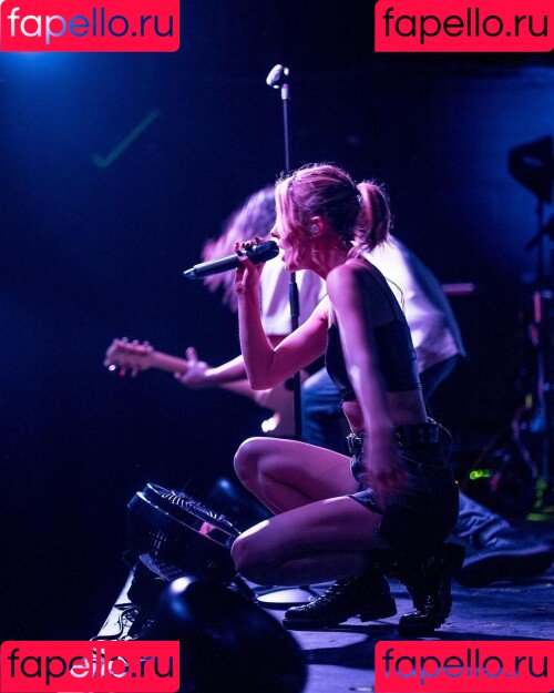 Audra Miller Onlyfans Photo Gallery 