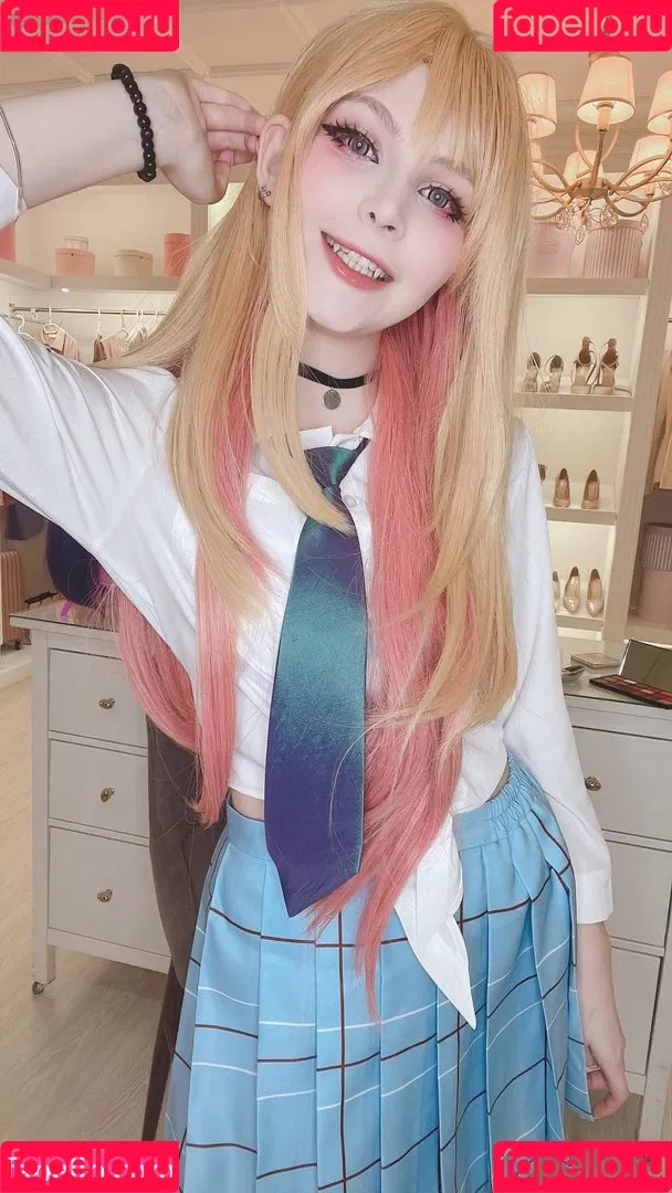 Tsuki Desu Onlyfans Photo Gallery 