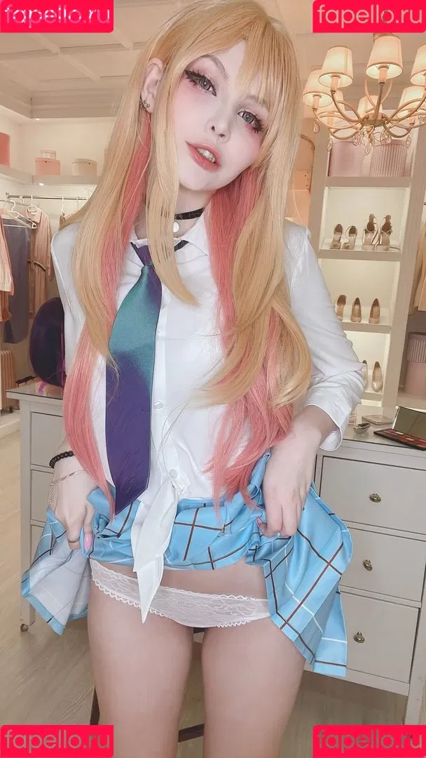 Tsuki Desu Onlyfans Photo Gallery 