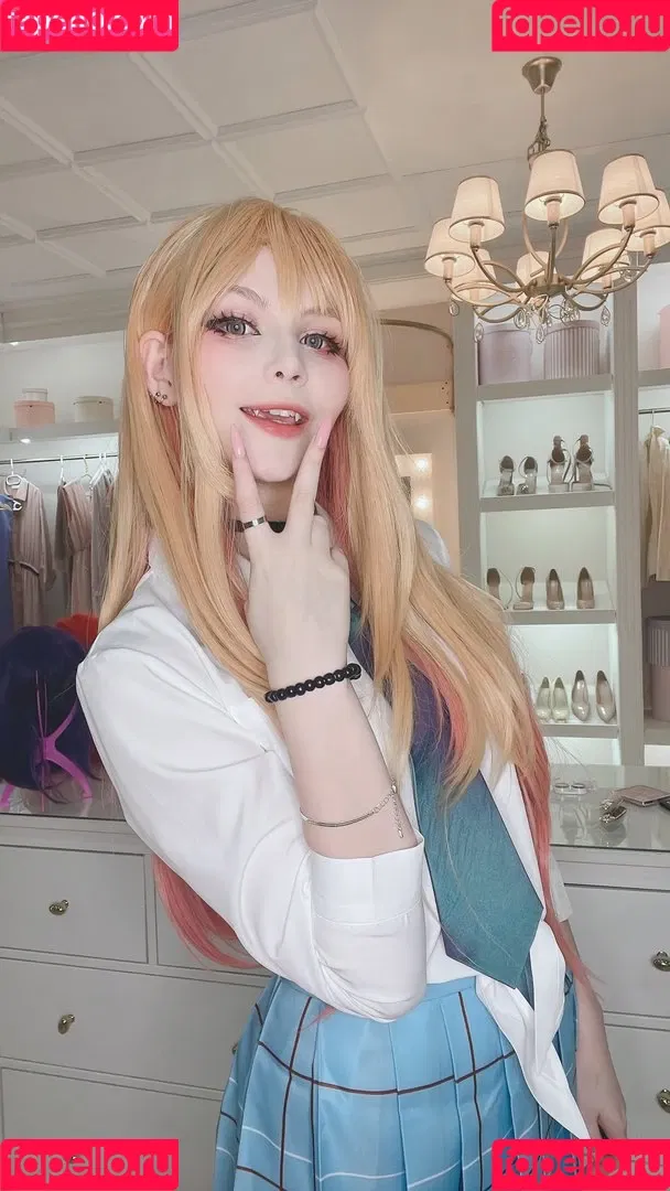 Tsuki Desu Onlyfans Photo Gallery 