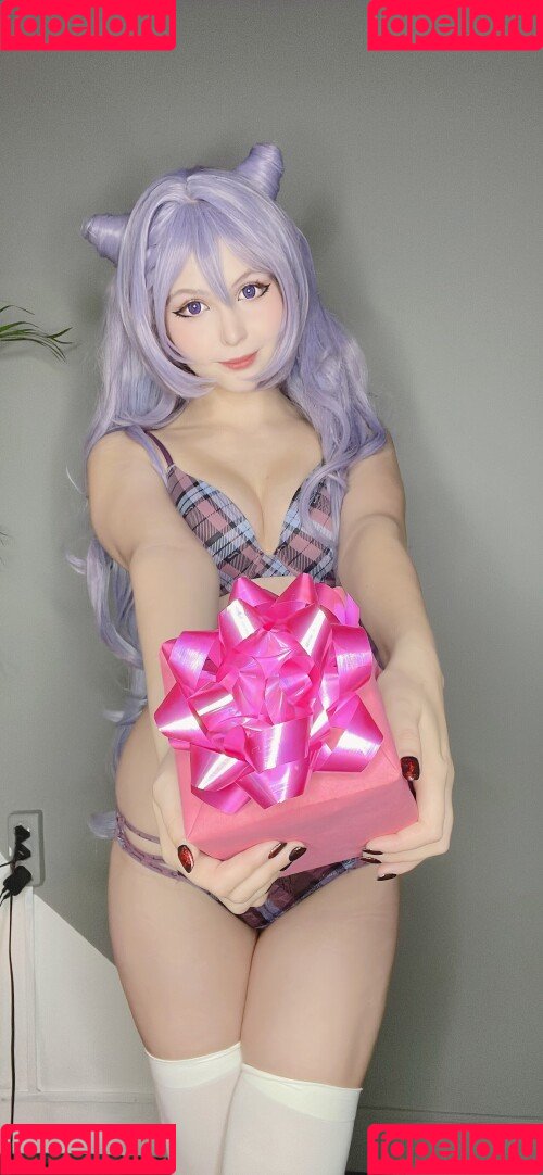 Tsuki Desu Onlyfans Photo Gallery 