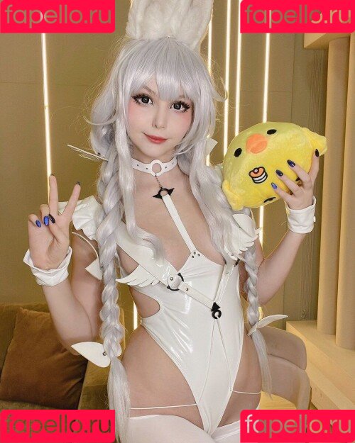 Tsuki Desu Onlyfans Photo Gallery 