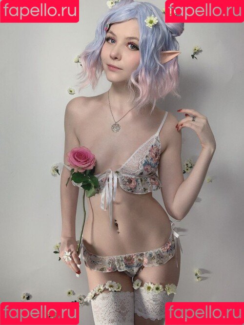 Tsuki Desu Onlyfans Photo Gallery 