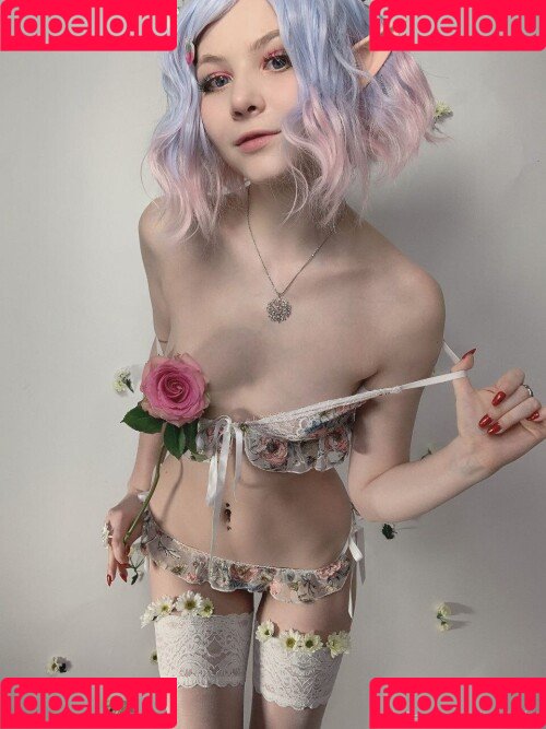 Tsuki Desu Onlyfans Photo Gallery 