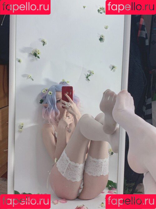 Tsuki Desu Onlyfans Photo Gallery 