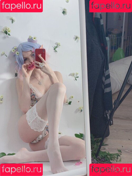 Tsuki Desu Onlyfans Photo Gallery 