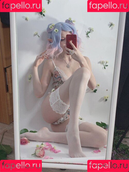 Tsuki Desu Onlyfans Photo Gallery 