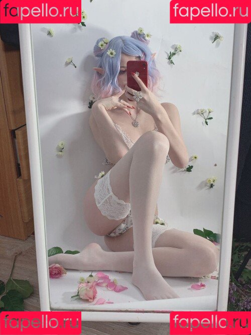 Tsuki Desu Onlyfans Photo Gallery 