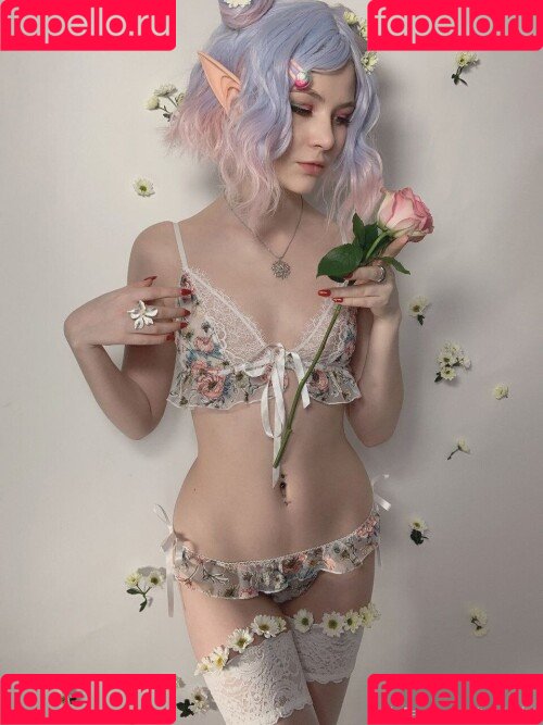 Tsuki Desu Onlyfans Photo Gallery 