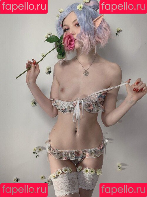 Tsuki Desu Onlyfans Photo Gallery 